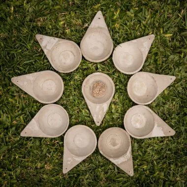 Sahumador Triangular de Cemento